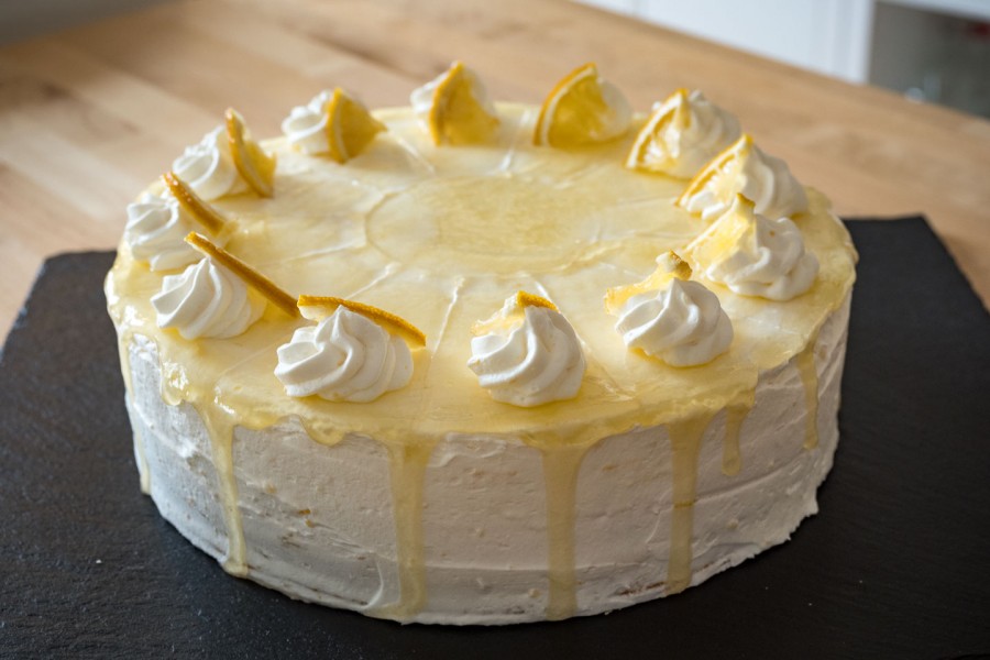 Rezept: Vegane Zitronen-Sahne-Torte • Herr Johann